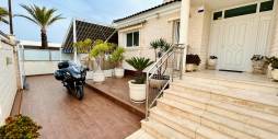 Tweedehands - Onafhankelijke villa - Torrevieja - La Mata