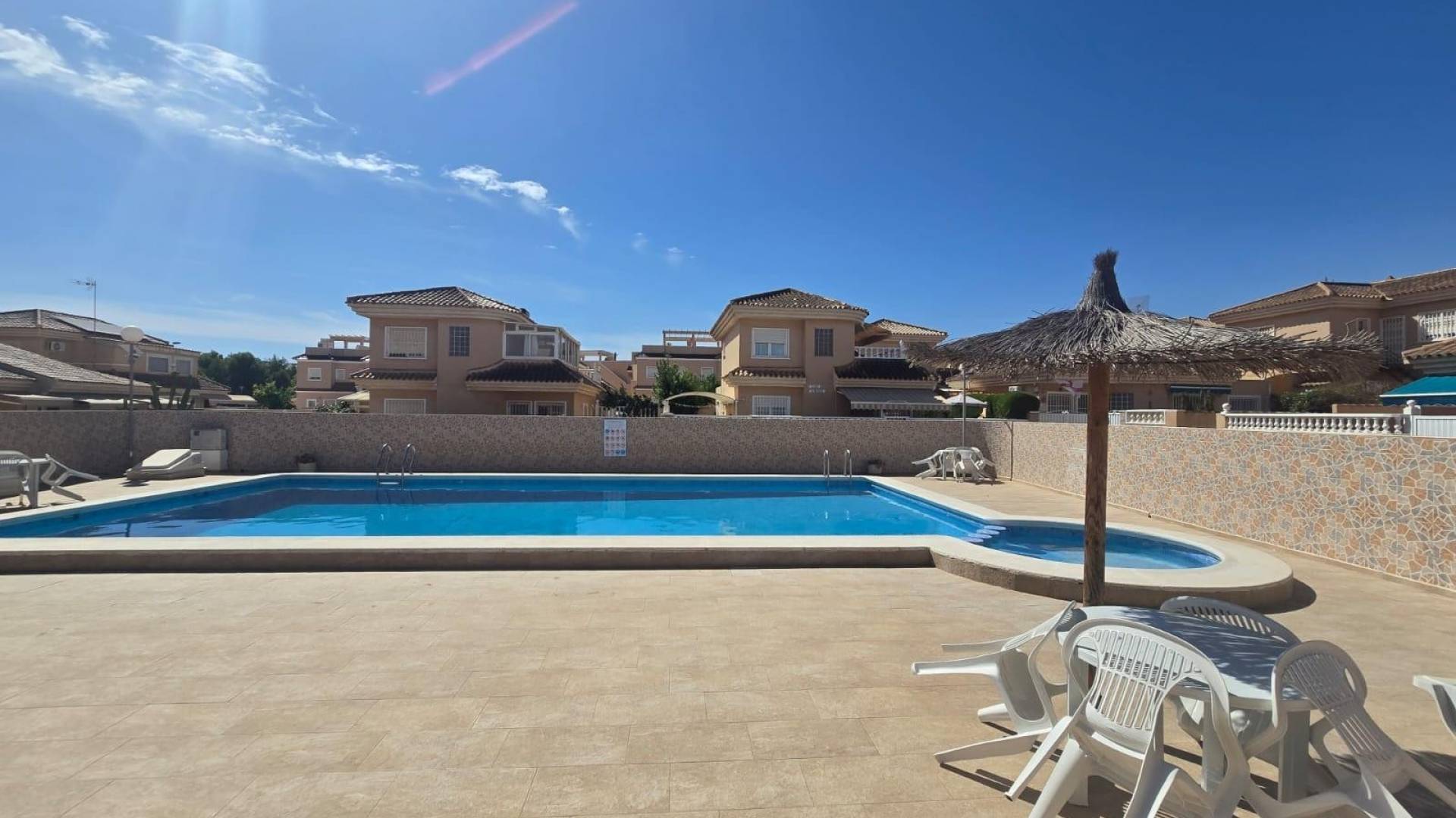 Tweedehands - Onafhankelijke villa - Torrevieja - Los Balcones - Los Altos del Edén