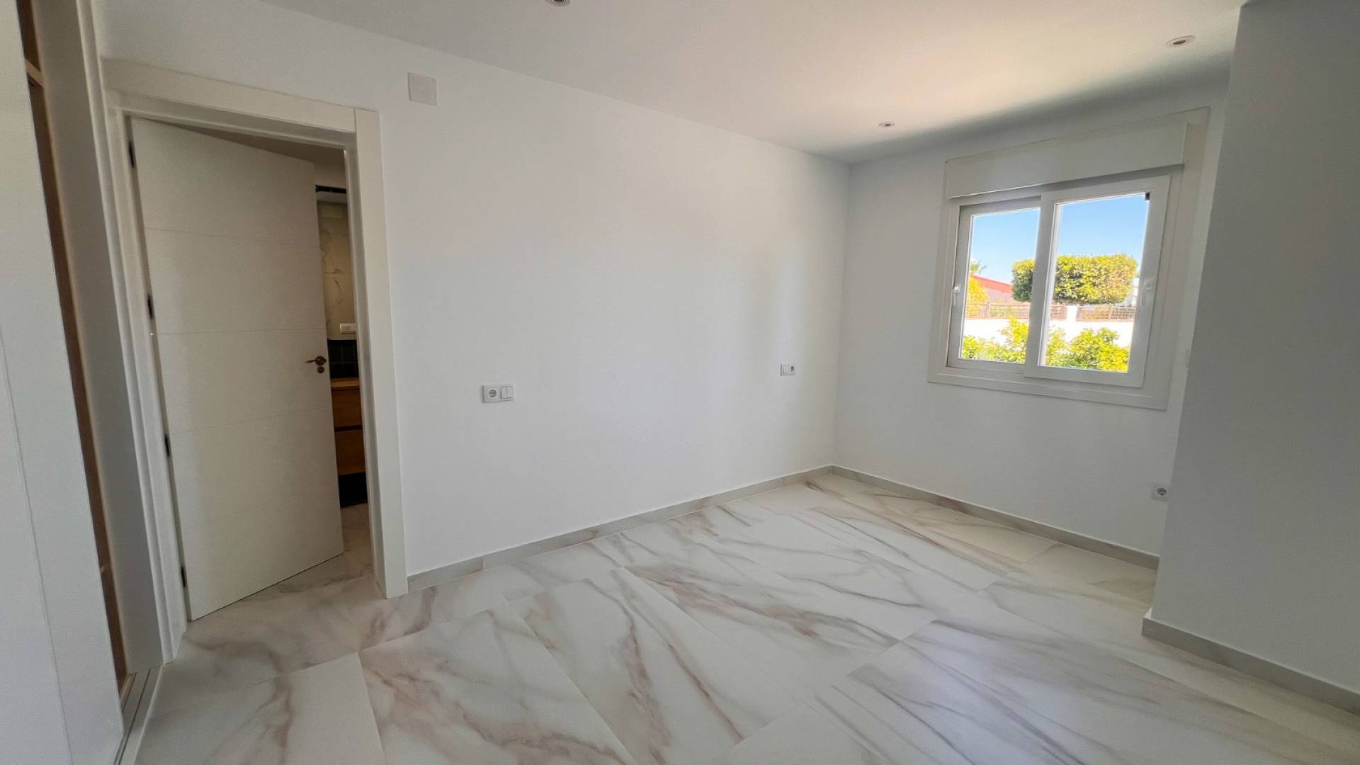 Tweedehands - Onafhankelijke villa - Torrevieja - Los Balcones