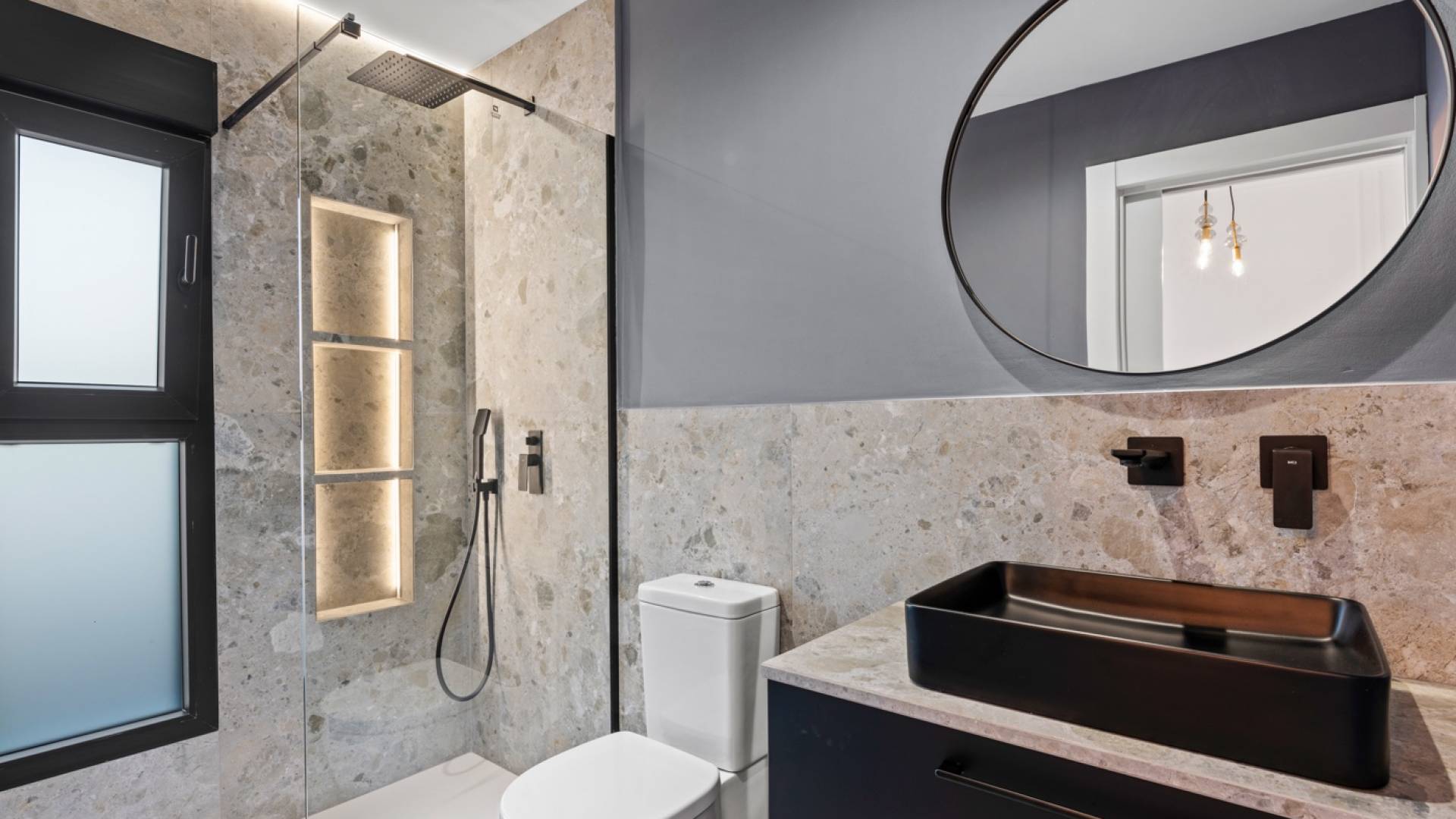 Tweedehands - Onafhankelijke villa - Torrevieja - 