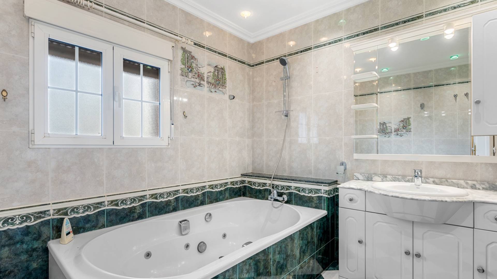 Tweedehands - Onafhankelijke villa - Torrevieja - 