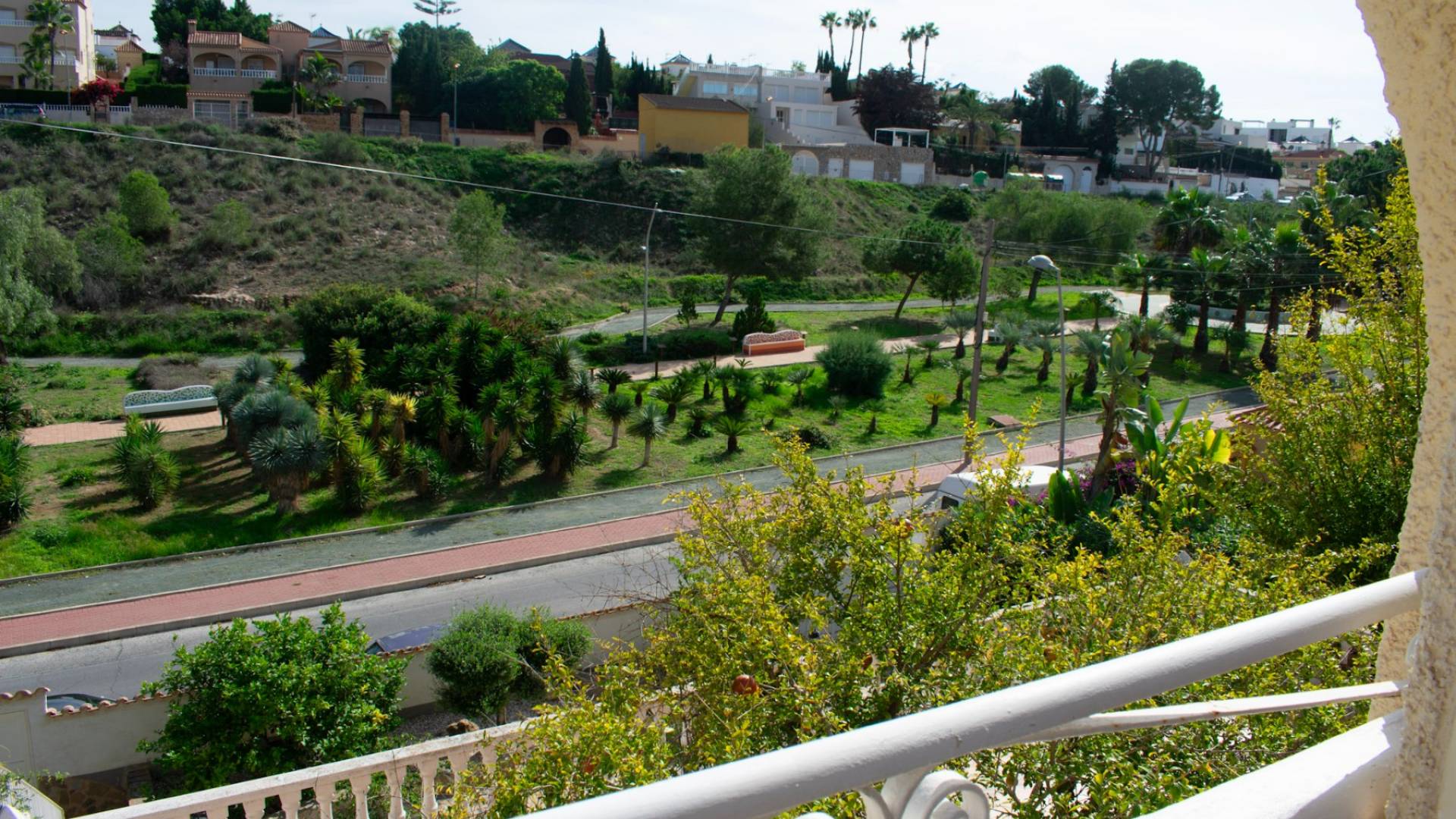 Tweedehands - Onafhankelijke villa - Torrevieja