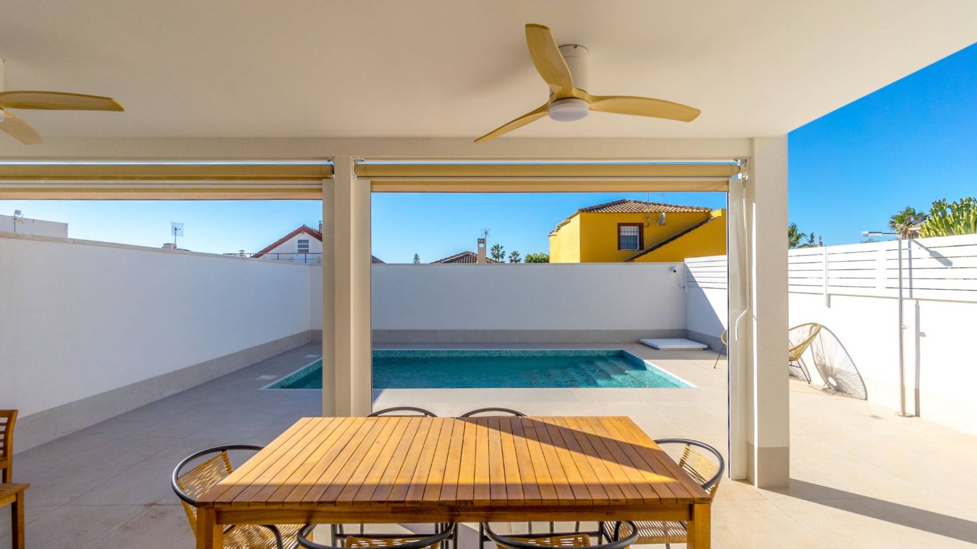 Tweedehands - Onafhankelijke villa - Torrevieja - 