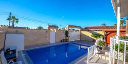 Tweedehands - Onafhankelijke villa - Torrevieja - 