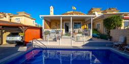 Tweedehands - Onafhankelijke villa - Torrevieja - 
