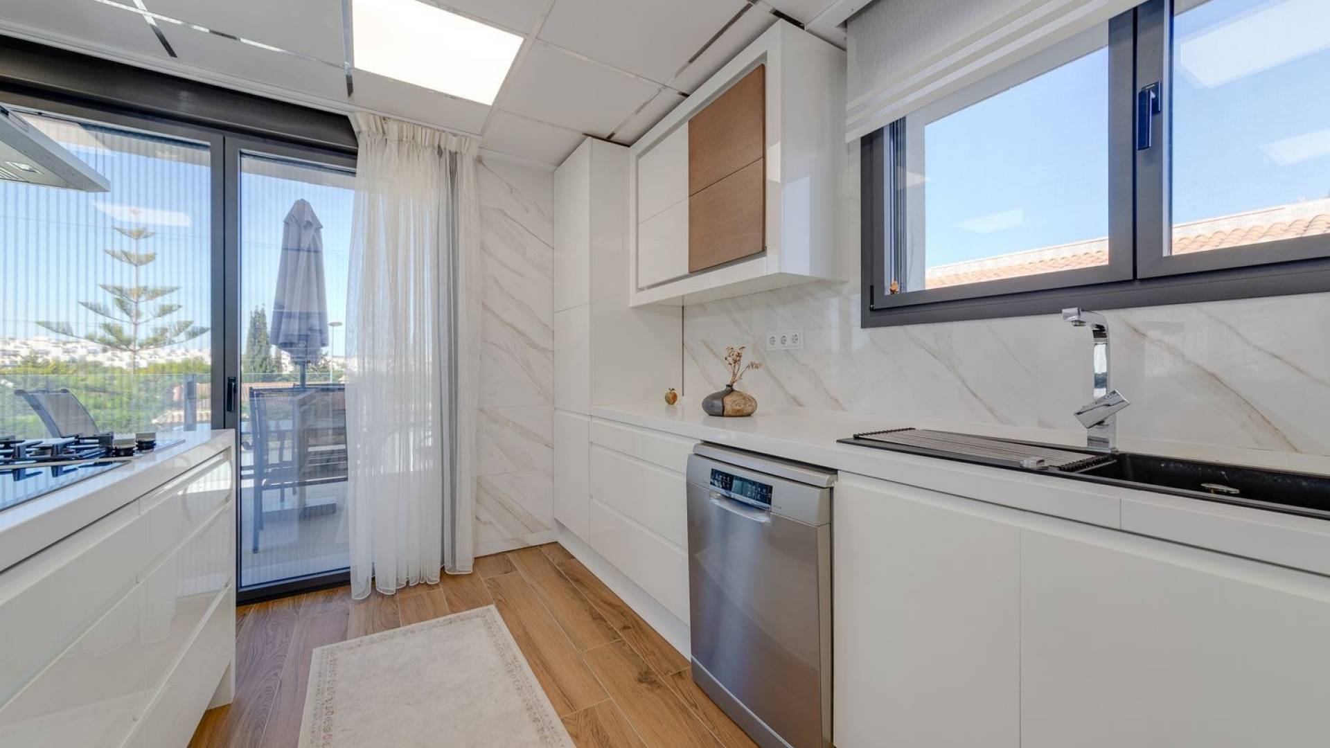 Tweedehands - Onafhankelijke villa - Torrevieja