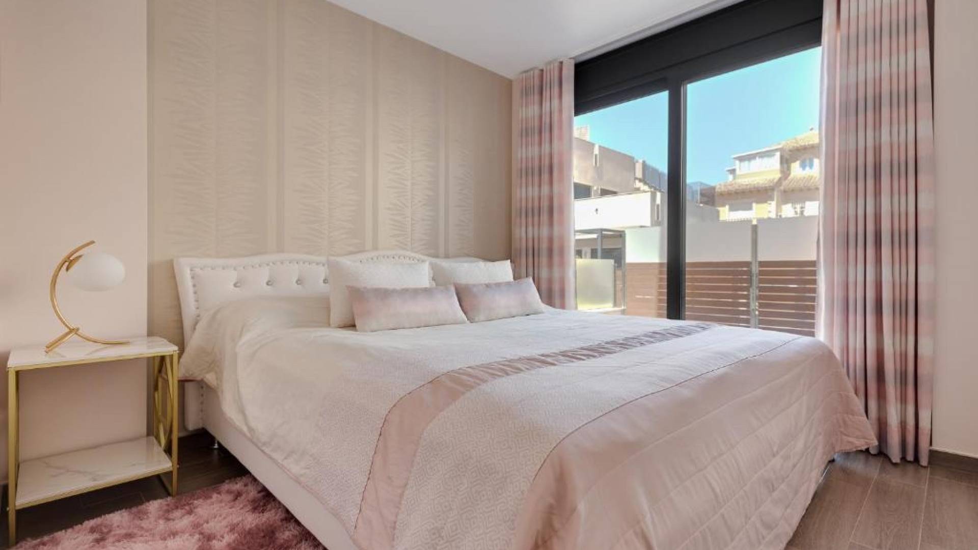 Tweedehands - Onafhankelijke villa - Torrevieja