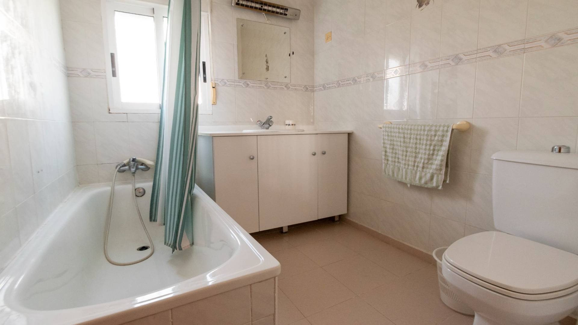 Tweedehands - Onafhankelijke villa - Torrevieja - 