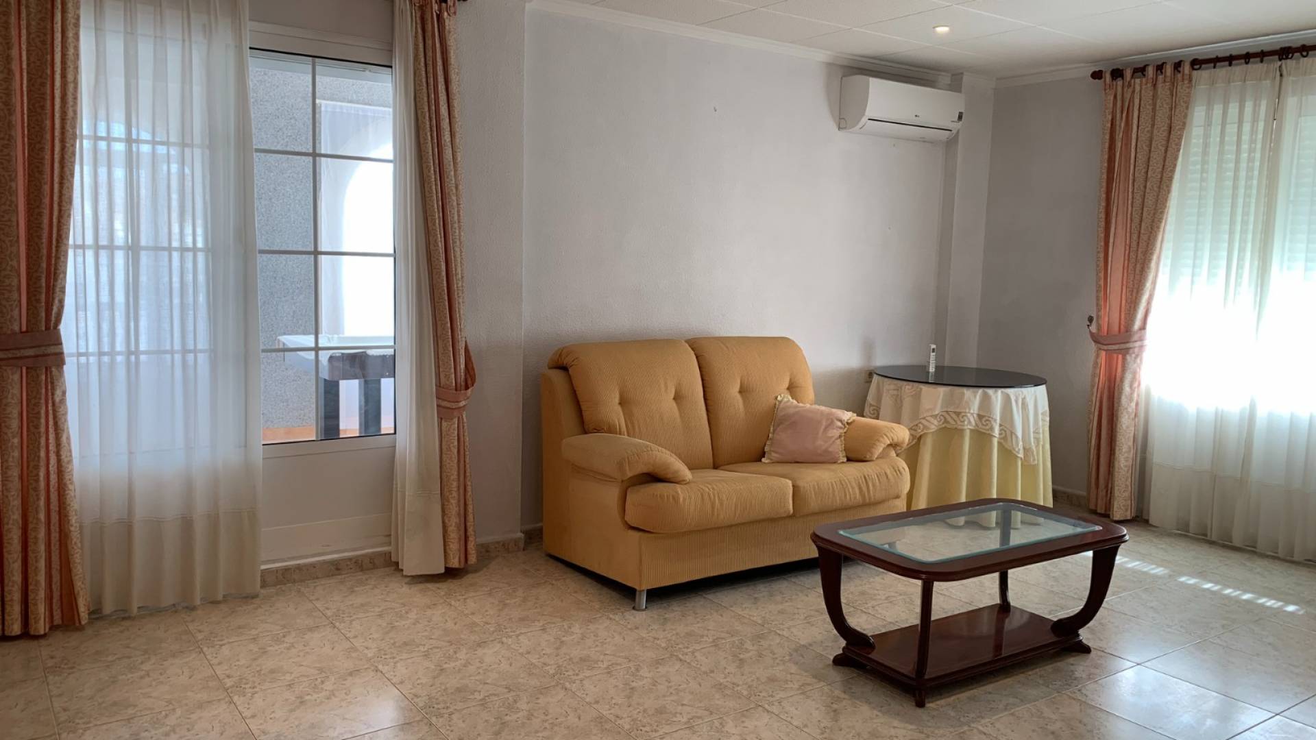 Tweedehands - Onafhankelijke villa - Torrevieja - 