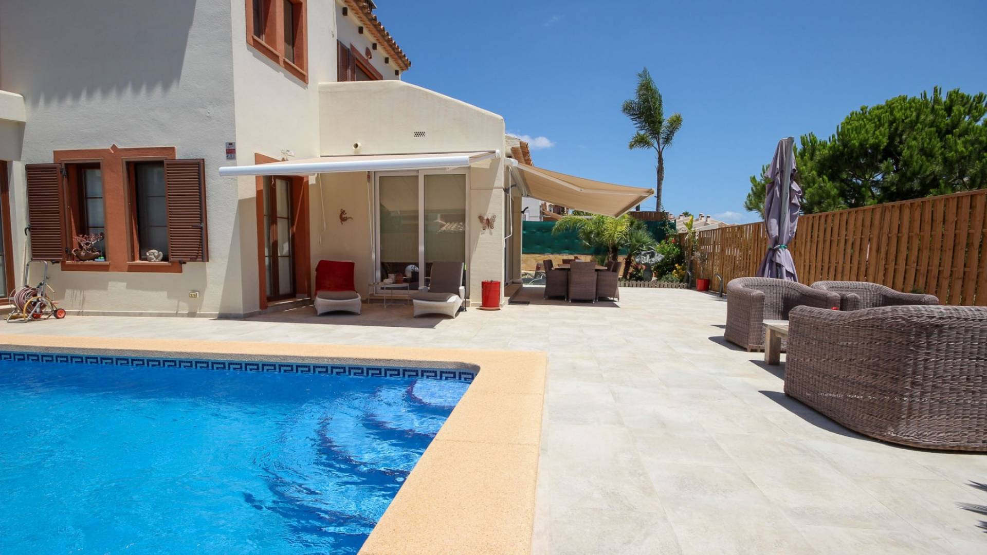 Tweedehands - Onafhankelijke villa - Villajoyosa