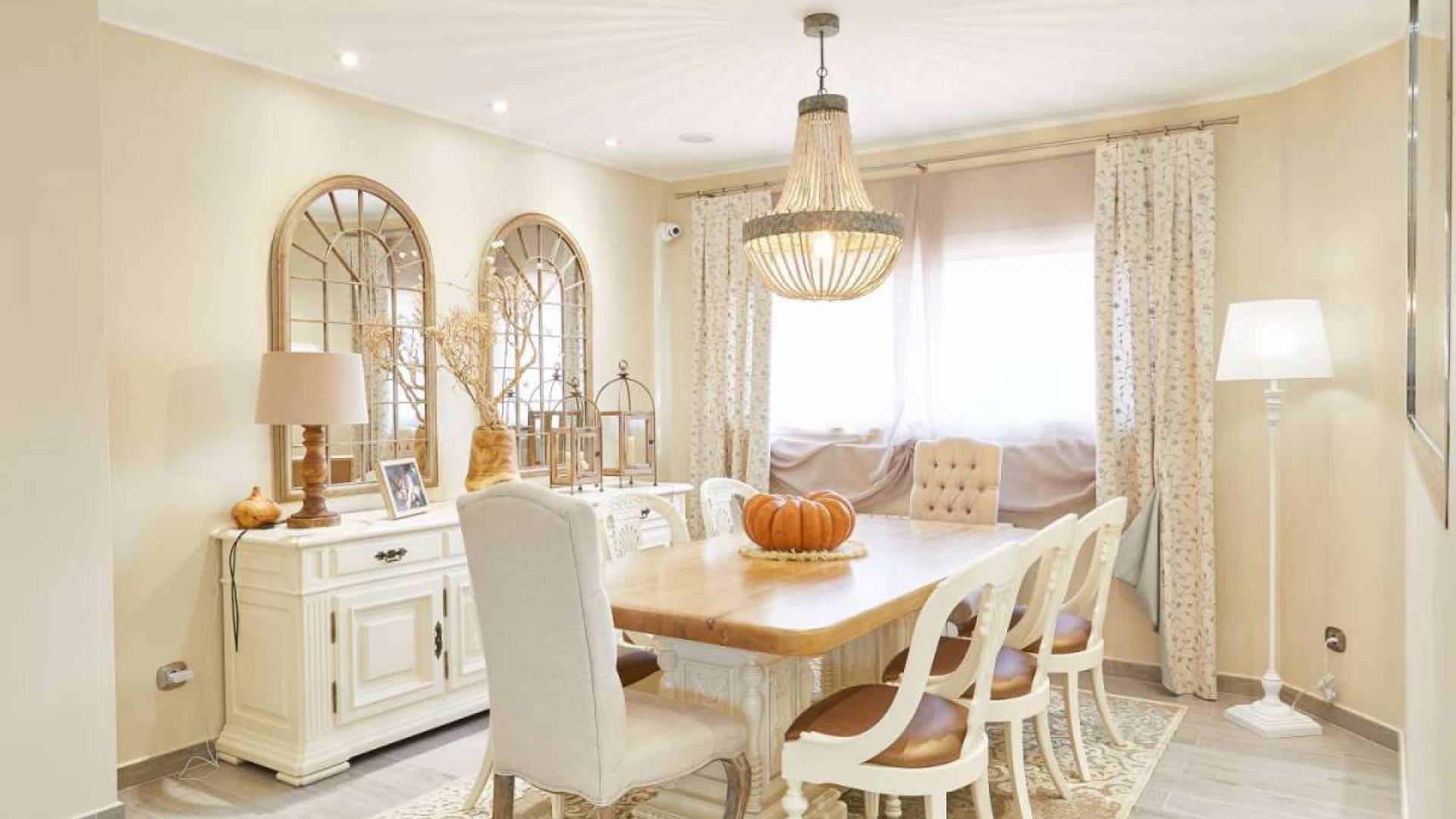 Tweedehands - Onafhankelijke villa - 