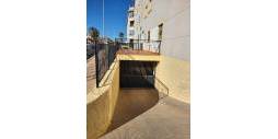 Tweedehands - Parkeerplaats / Garage - Orihuela Costa - Los Almendros-La Florida