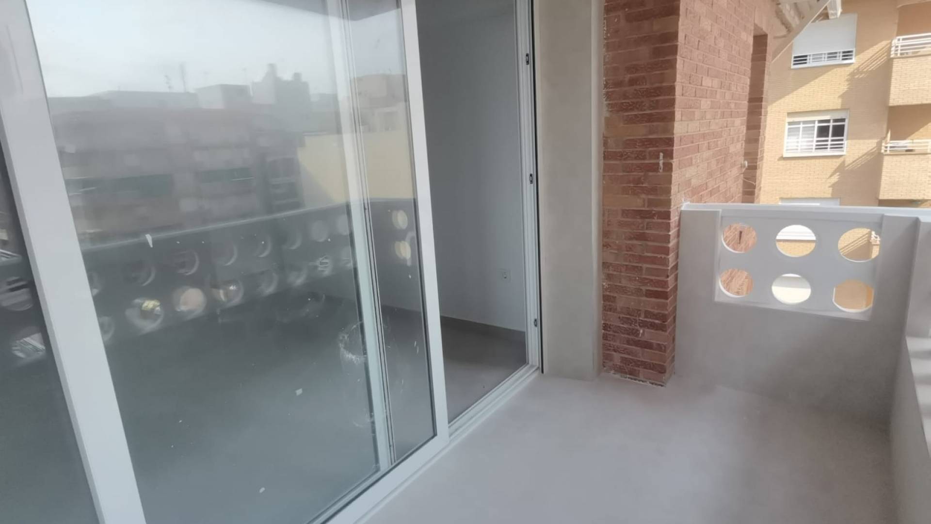 Tweedehands - Penthouse - La Mata