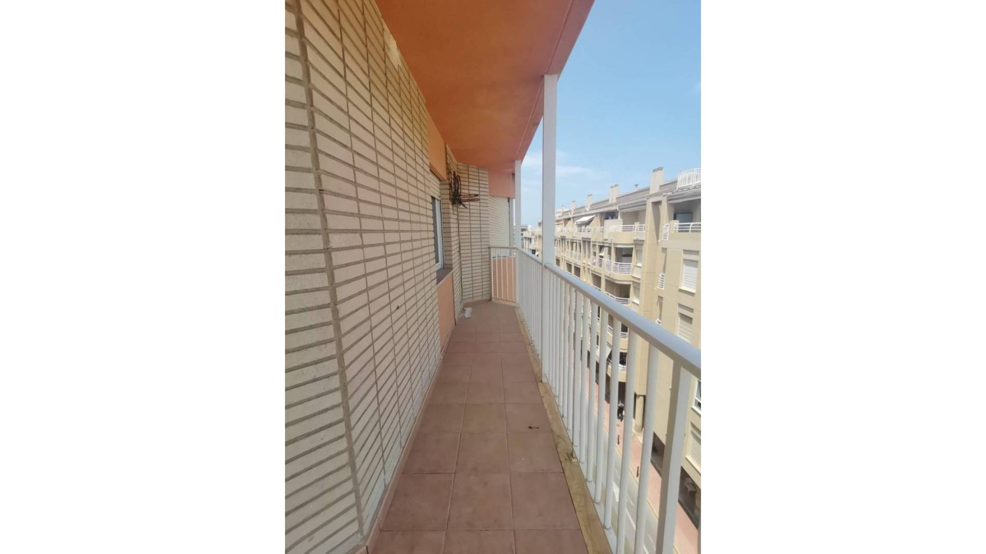 Tweedehands - Penthouse - La Mata