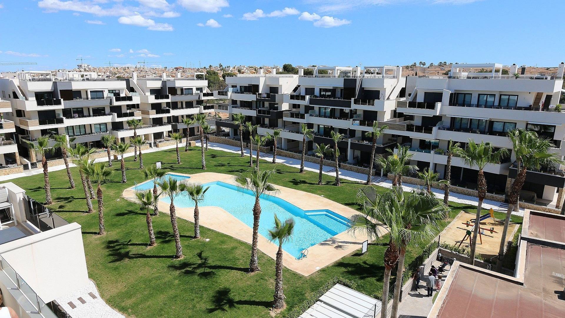 Tweedehands - Penthouse - Los Altos
