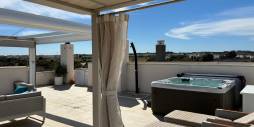 Tweedehands - Penthouse - Los Altos