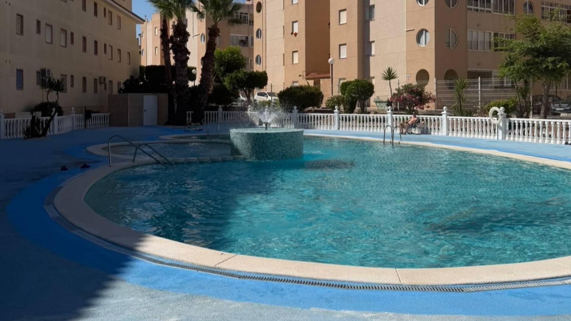 Tweedehands - Townhouse - Torrevieja - Urbanización San Luis