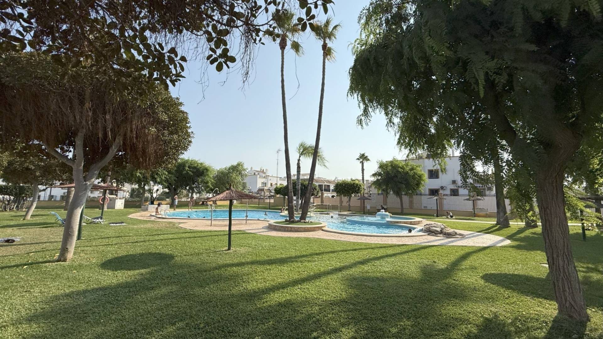Tweedehands - Villa / Half vrijstaand - Orihuela Costa - La Zenia