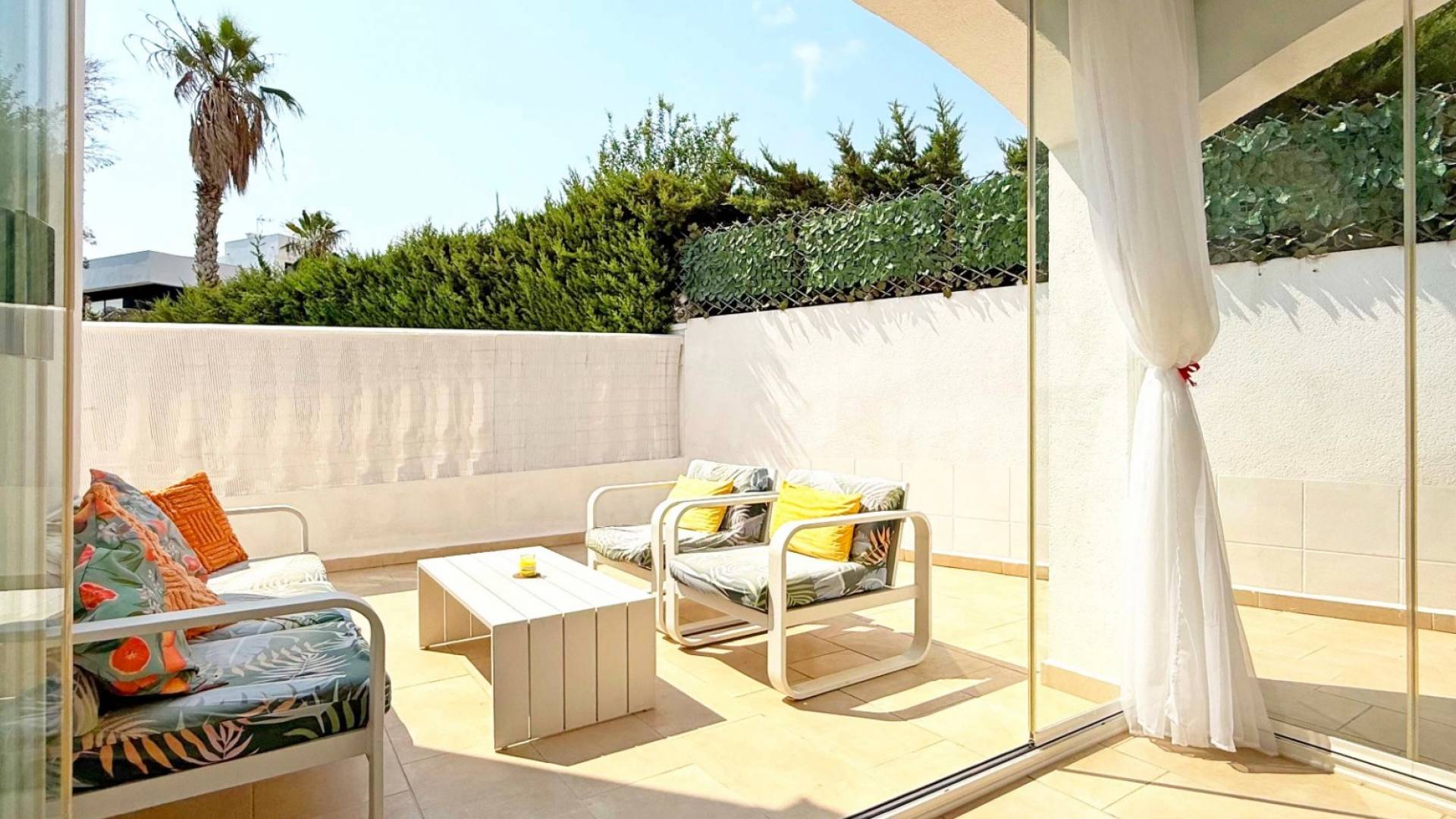 Tweedehands - Villa / Half vrijstaand - Orihuela Costa - Villamartín