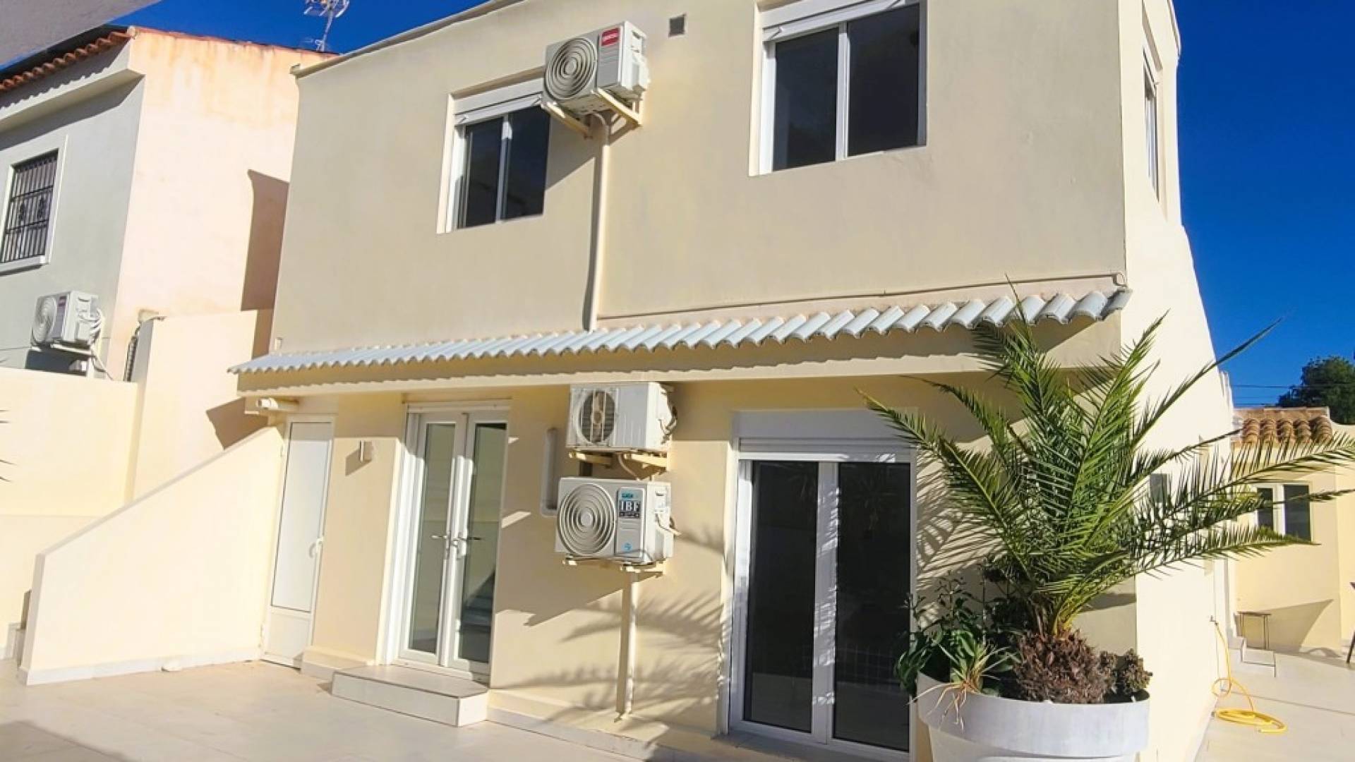 Tweedehands - Villa / Half vrijstaand - Torrevieja - Los balcones