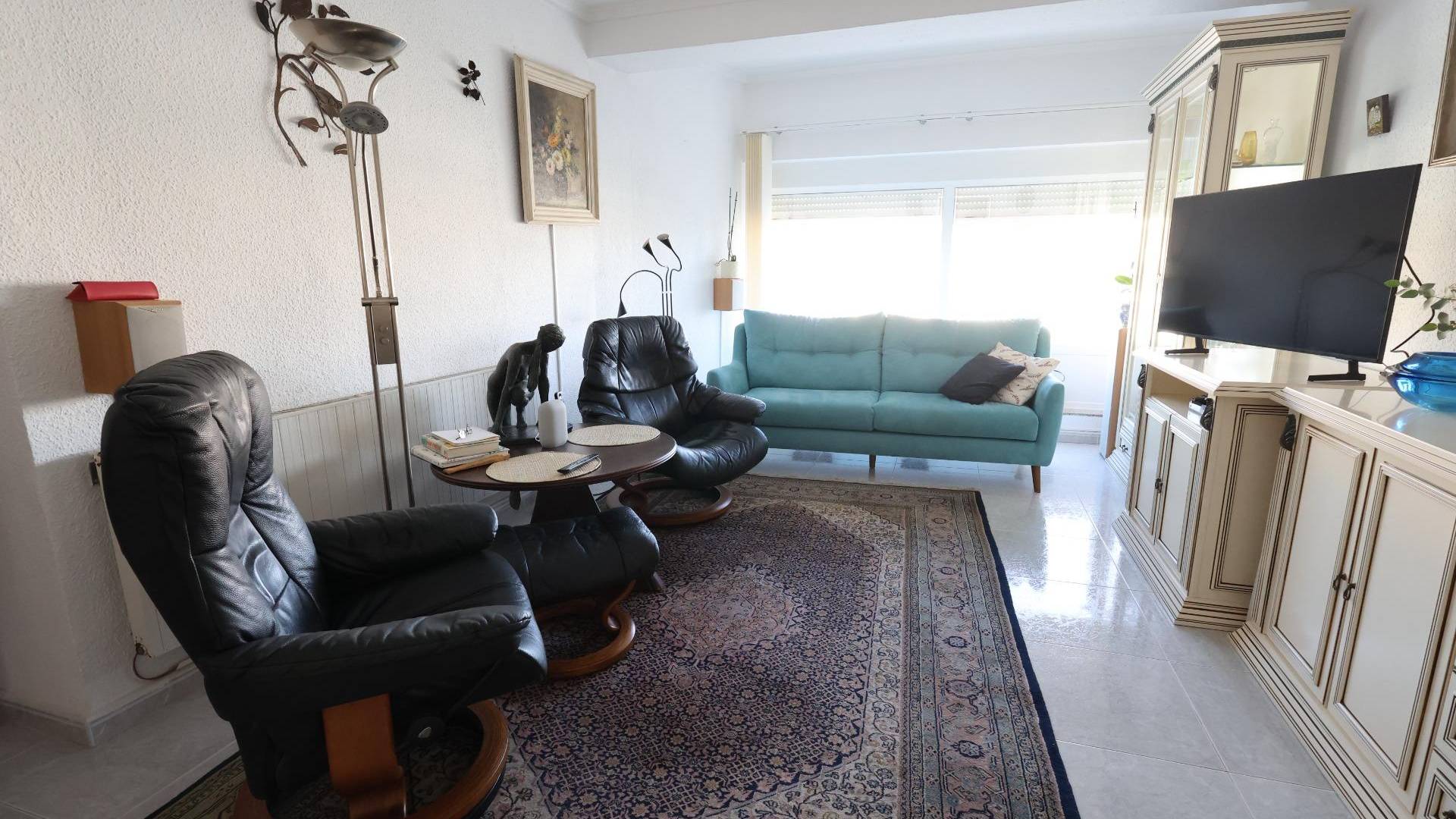 Tweedehands - Villa / Half vrijstaand - Torrevieja - Punta prima