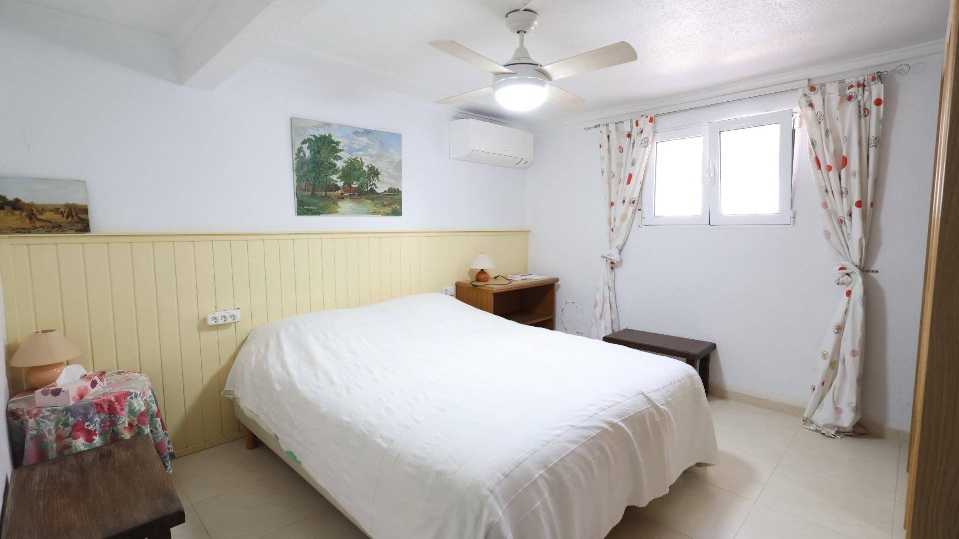 Tweedehands - Villa / Half vrijstaand - Torrevieja - Punta prima