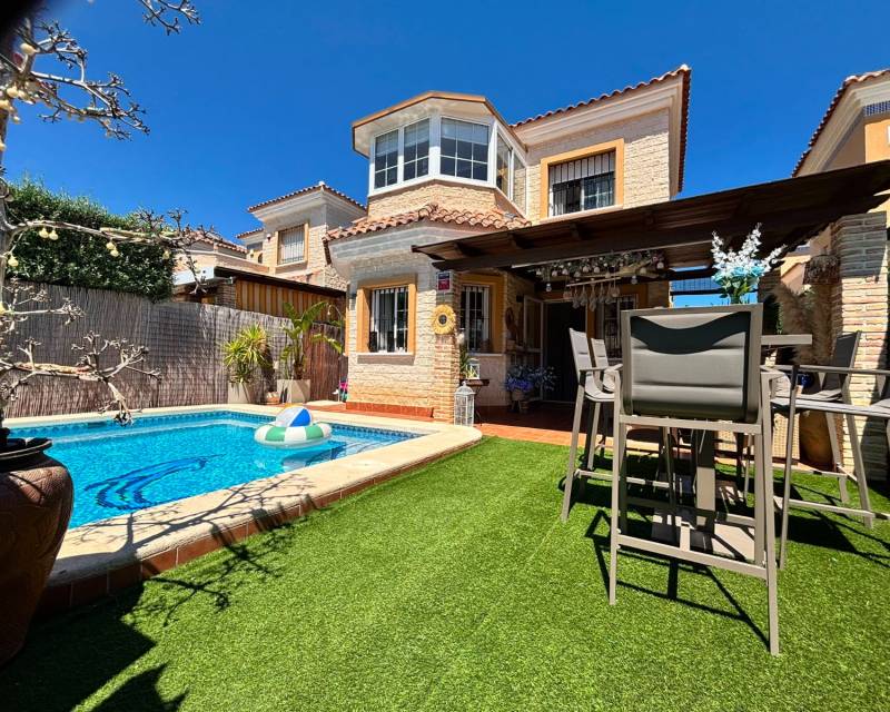 Unabhängige Villa · Gebraucht · Guardamar del Segura · Guardamar del Segura