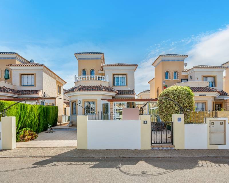 Unabhängige Villa · Gebraucht · Guardamar del Segura · Guardamar del Segura