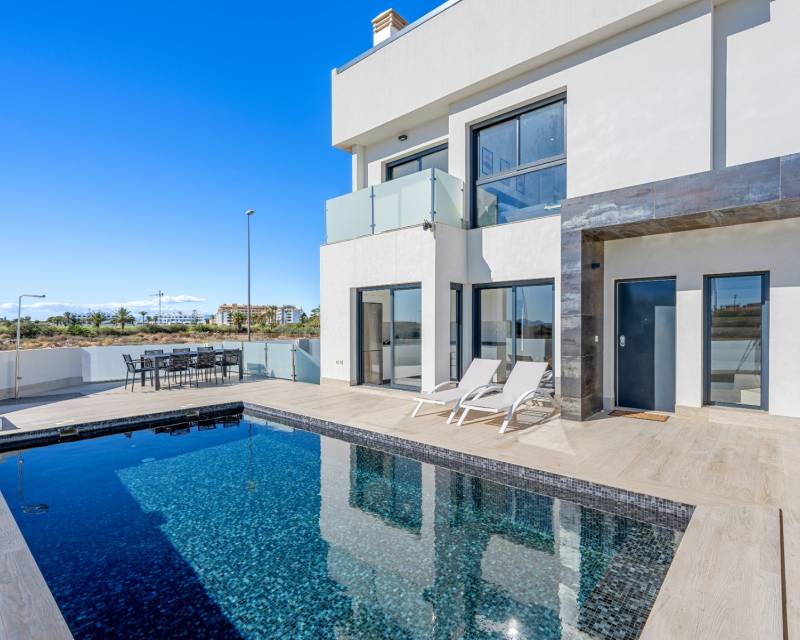 Unabhängige Villa · Gebraucht · Los Alcazares · Serena Golf