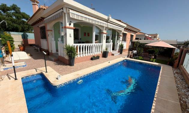 Unabhängige Villa - Gebraucht - Los Montesinos - La Herrada