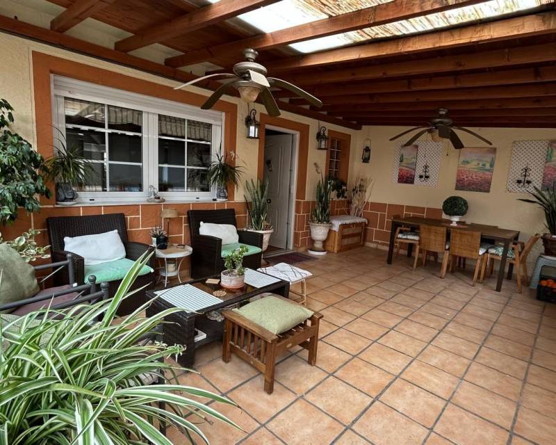 Unabhängige Villa · Gebraucht · Los Montesinos · Los Montesinos