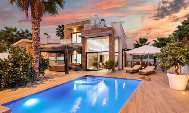 Unabhängige Villa - Gebraucht - Orihuela Costa - Lomas de Cabo Roig