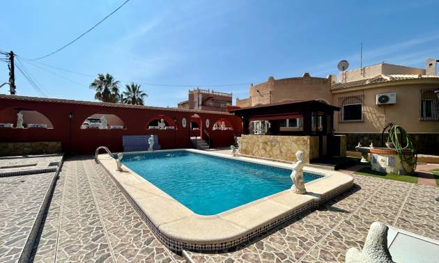 Unabhängige Villa - Gebraucht - Torrevieja - El chaparral