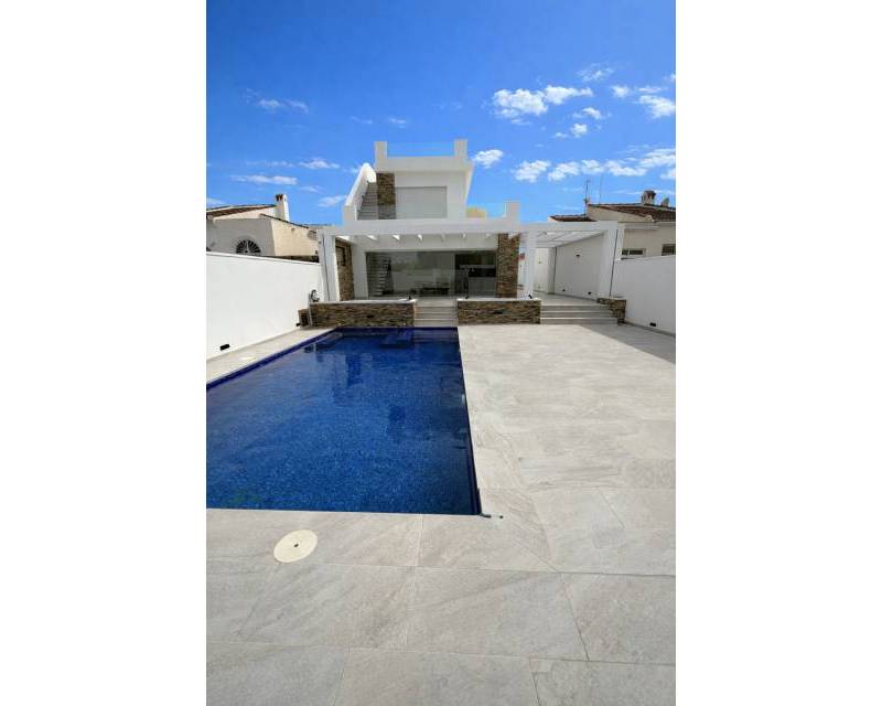 Unabhängige Villa · Gebraucht · Torrevieja · La siesta