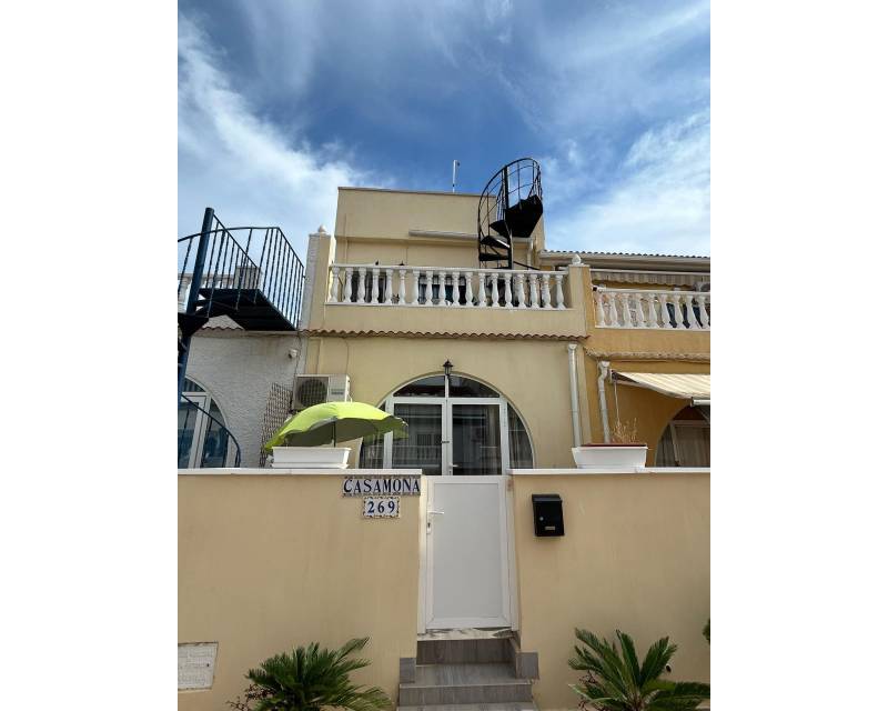 Unabhängige Villa · Gebraucht · Torrevieja · La siesta