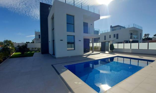 Unabhängige Villa - Gebraucht - Torrevieja - Los balcones
