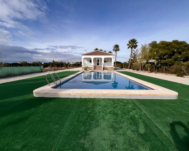 Villa - Detached · Second hand · Dolores · Dolores