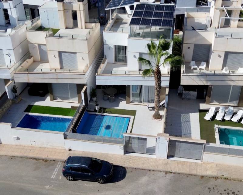 Villa / Doppelhaushälfte · Gebraucht · Orihuela Costa · Orihuela costa