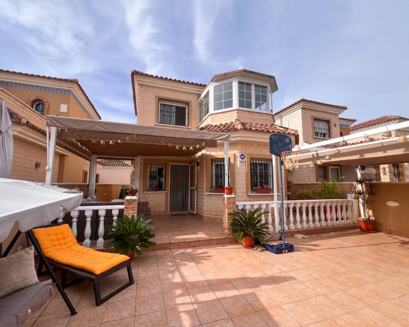 Villa - freistehend · Gebraucht · Guardamar del Segura · 