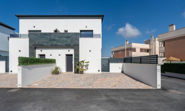 Villa / Half vrijstaand - Nieuw gebouw - Santa Pola - Gran Alacant