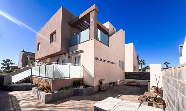 Villa / Half vrijstaand - Tweedehands - Torrevieja - Torrevieja