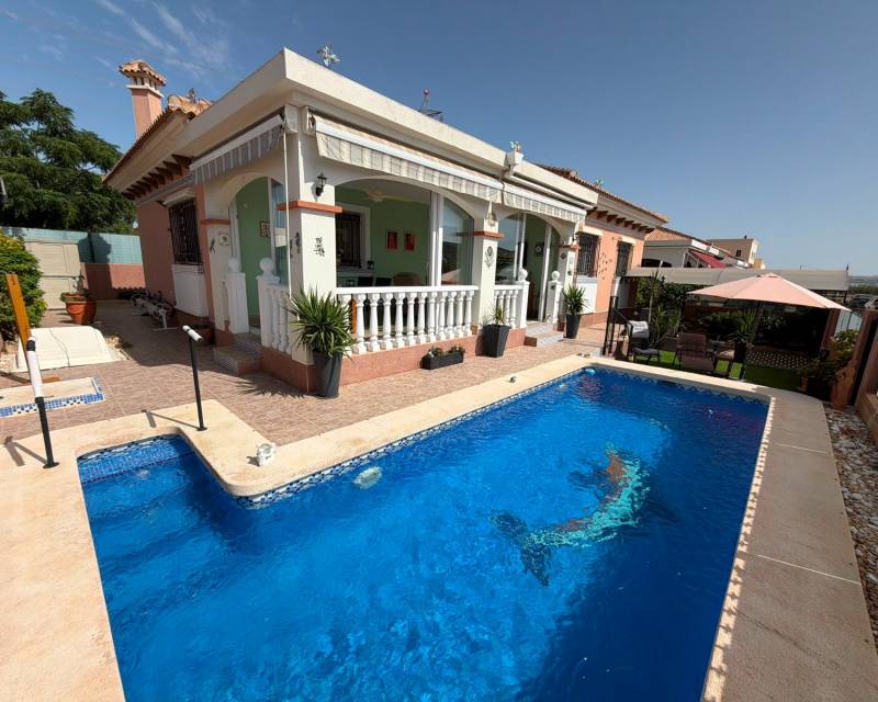 Villa indépendante · D'occasion · Los Montesinos · La Herrada