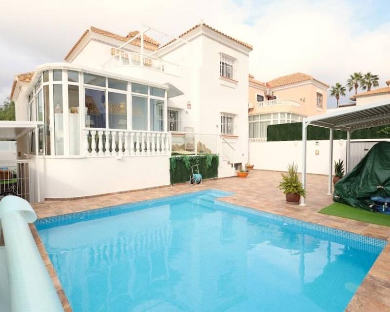 Villa indépendante · D'occasion · San Miguel de Salinas · Las filipinas