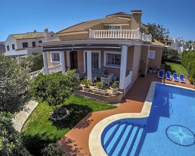 Villa indépendante · D'occasion · Torrevieja · La Mata