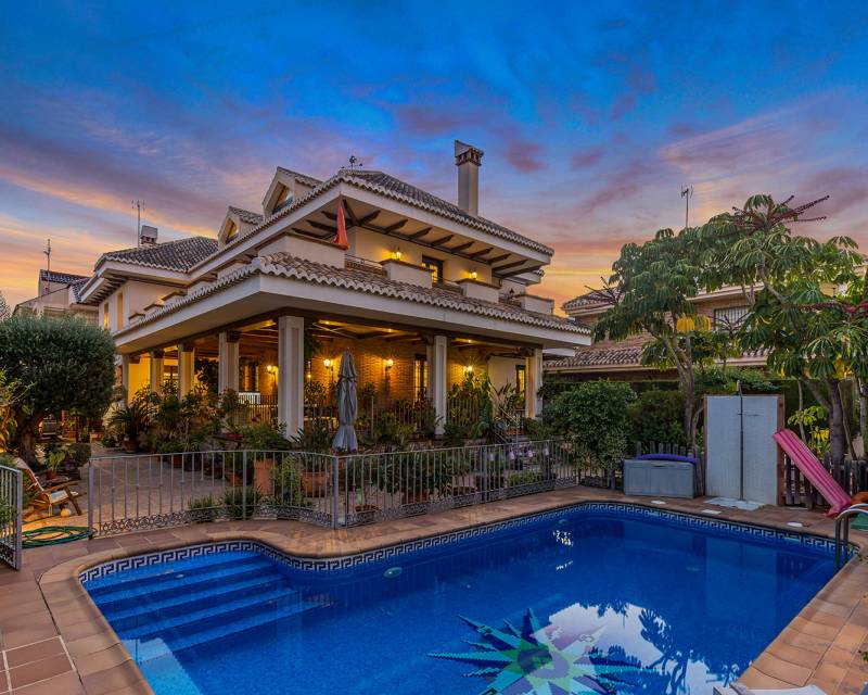 Villa indépendante · D'occasion · Torrevieja · La veleta