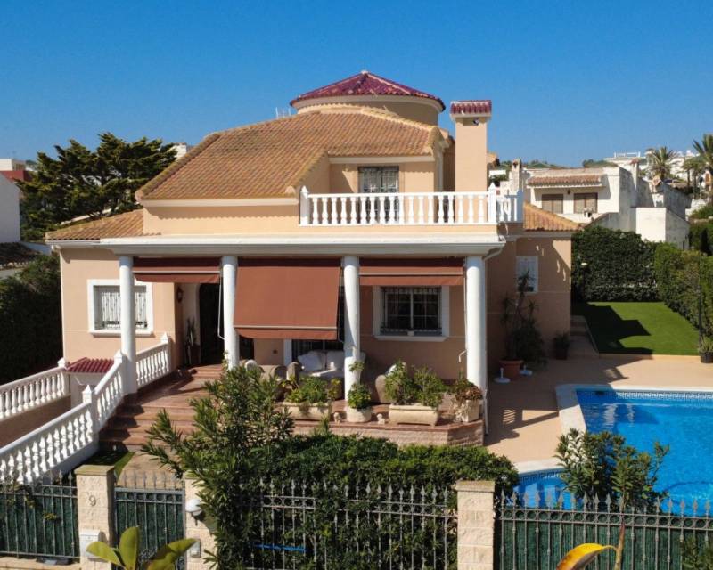 Villa indépendante · D'occasion · Torrevieja · Torrelamata - La Mata