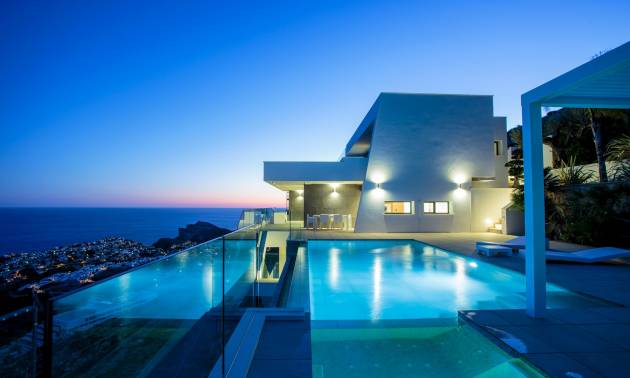 Villa independiente - Nueva construcción  - CUMBRE DEL SOL - Cumbre del Sol