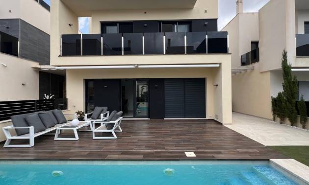 Villa independiente - Segunda Mano - Orihuela Costa - Lomas de Cabo Roig