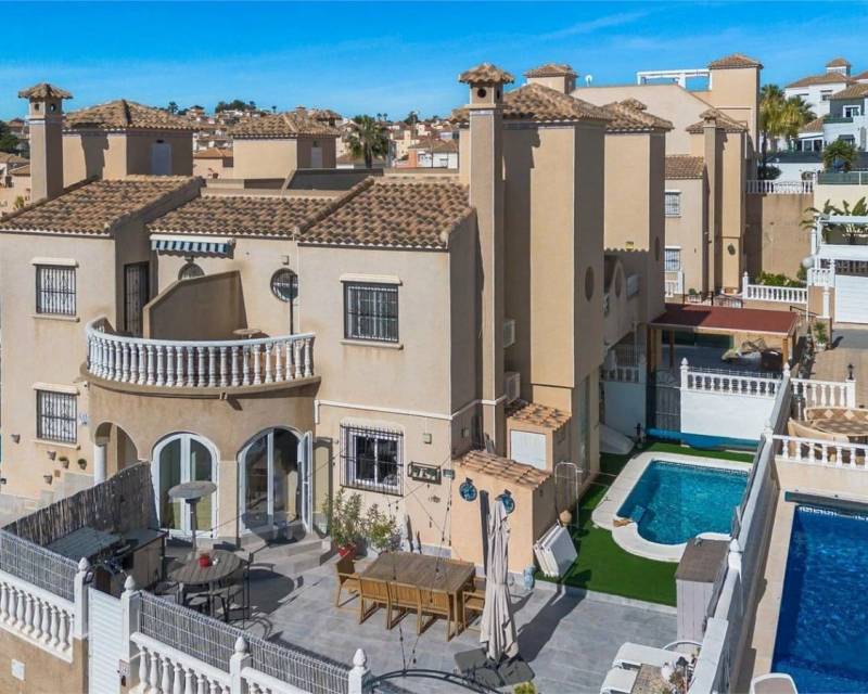Villa independiente · Segunda Mano · Orihuela Costa · VILLAMARTÍN