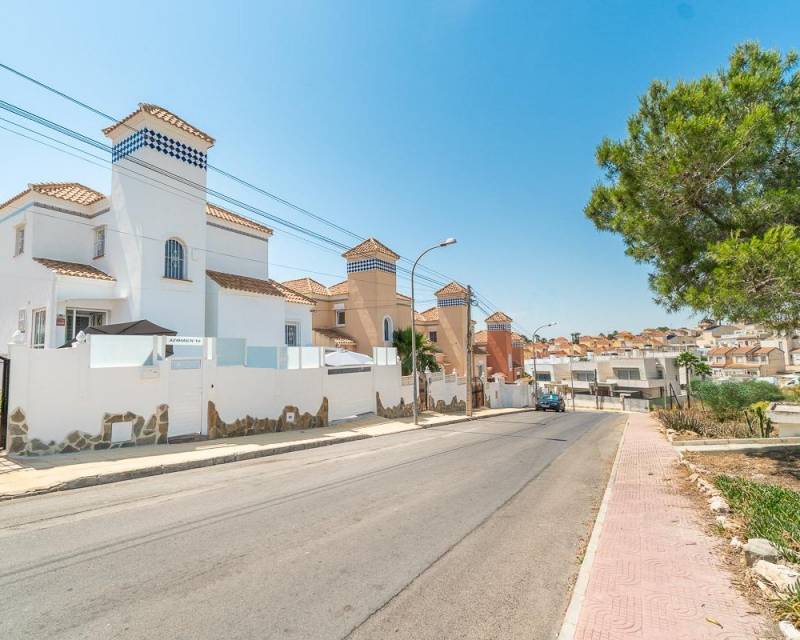 Villa independiente · Segunda Mano · San Miguel de Salinas · Las filipinas